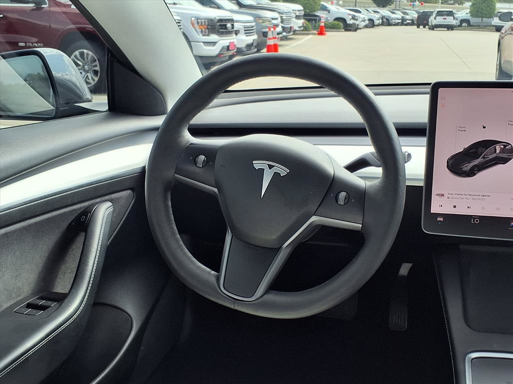 Used 2021 Tesla Model 3 Standard Range Plus RWD image 17