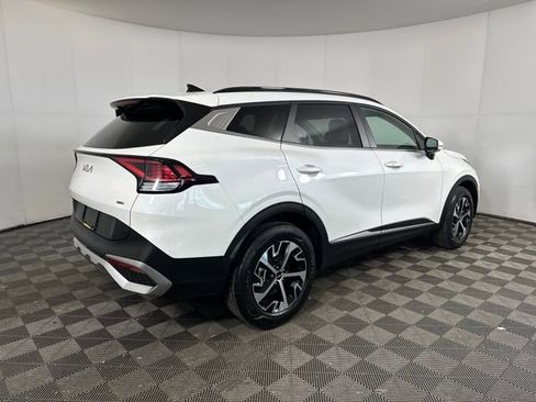 Used 2024 Kia Sportage EX w/ EX Premium Package image 3