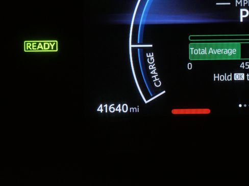 Certified 2025 Toyota Camry SE image 23