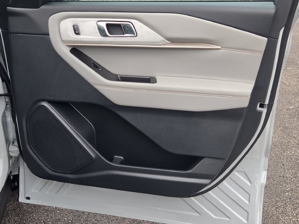 New 2027 Ford Explorer Active AWD/4WD image 32
