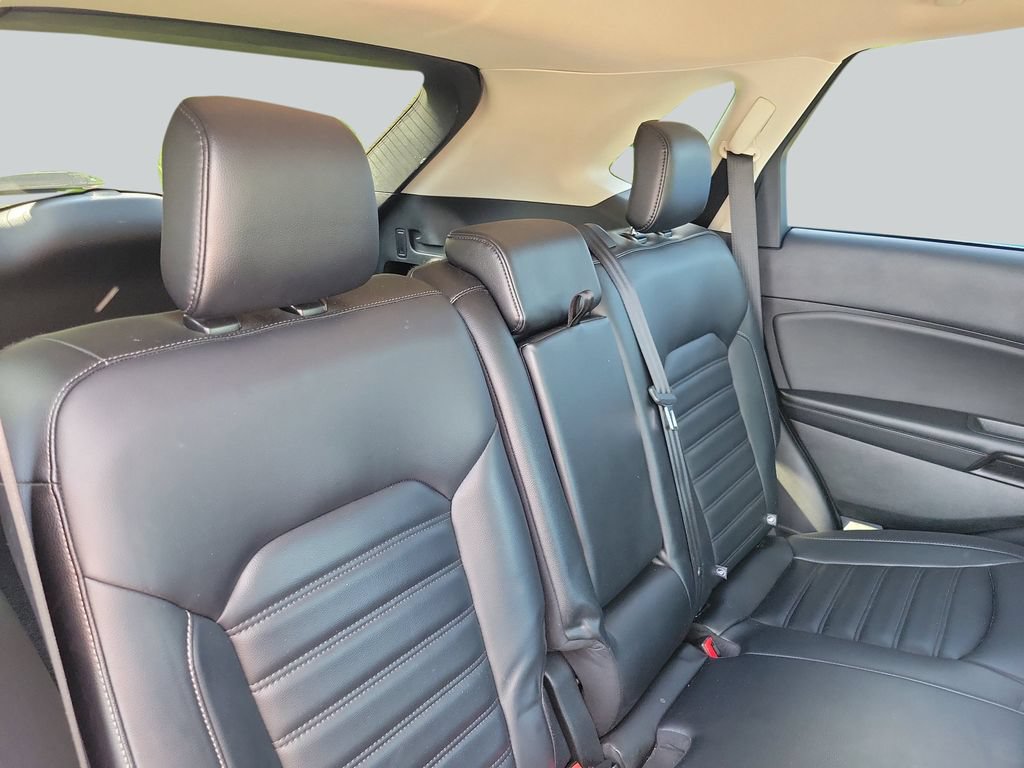 Used 2024 Ford Edge SEL AWD/4WD image 35