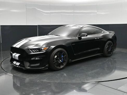 Certified 2017 Ford Mustang Shelby GT350 RWD image 7