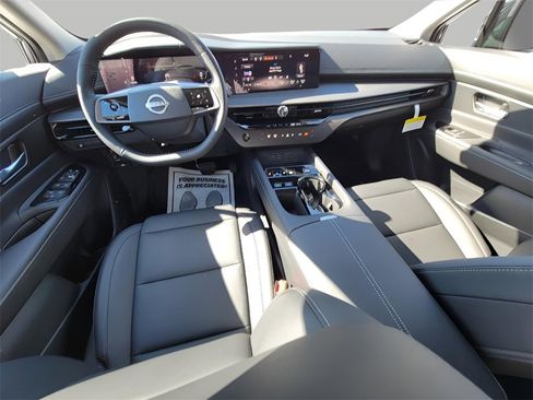 New 2025 Nissan Murano SV image 15