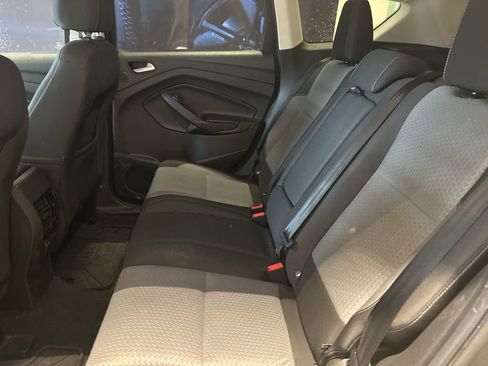 Used 2017 Ford Escape SE w/ Equipment Group 201A image 12