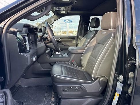 Used 2025 GMC Sierra 2500 AT4X w/ Snow Plow Prep/Camper Package image 19