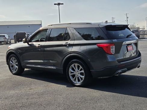 Used 2020 Ford Explorer Limited image 3