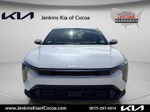 New 2026 Kia K4 FWD image 9