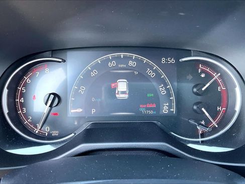 Used 2024 Toyota RAV4 XLE Premium FWD image 24