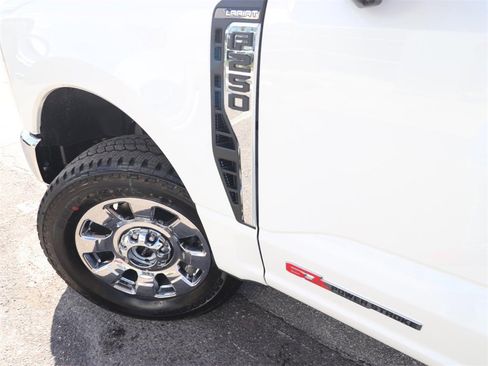 New 2026 Ford F250 Lariat w/ Lariat Ultimate Package image 4