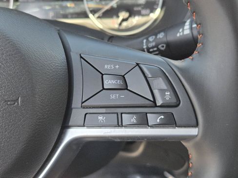Used 2025 Nissan Sentra SR FWD image 20