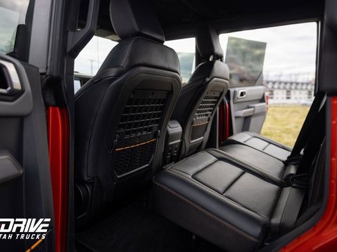 Used 2023 Ford Bronco Badlands w/ Sasquatch Package image 24