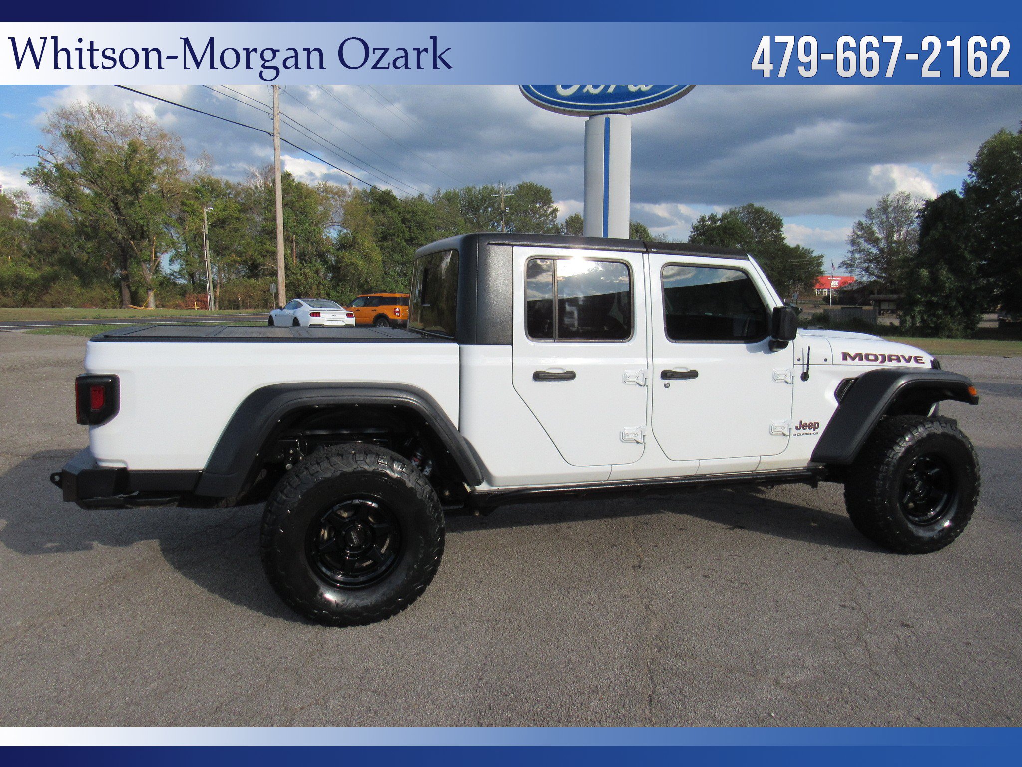 Used 2023 Jeep Gladiator Mojave w/ Trailer Tow Package AWD/4WD image 17