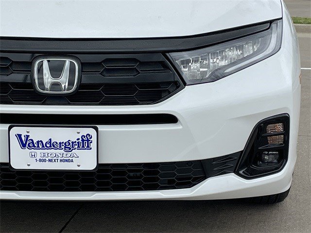 New 2027 Honda Odyssey Elite image 8