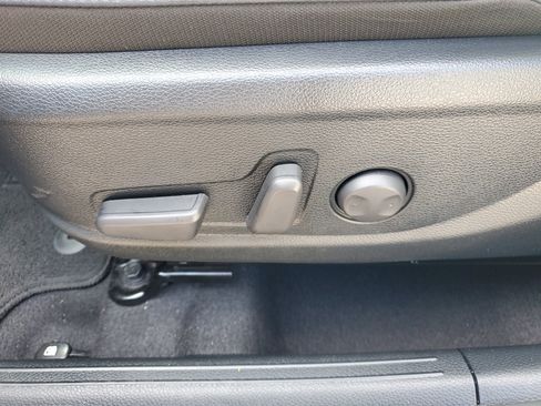 Certified 2025 Kia Seltos EX image 24