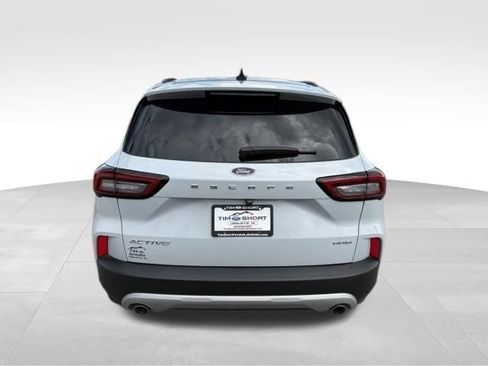 Used 2025 Ford Escape Active w/ Cold Weather Package AWD/4WD image 10