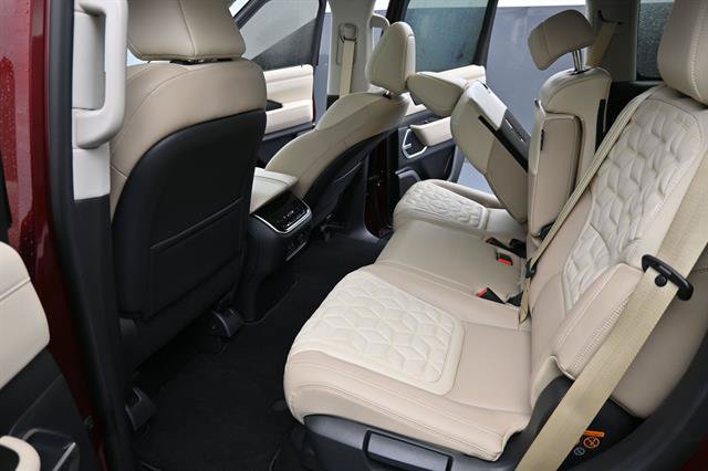 Used 2026 Nissan Armada Platinum Reserve AWD/4WD image 13