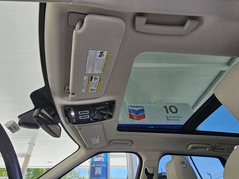 Used 2014 Land Rover Range Rover Sport HSE image 13