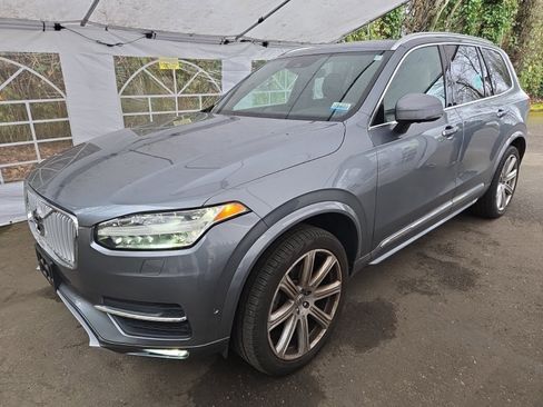 Used 2018 Volvo XC90 T6 Inscription w/ Convenience Package image 3