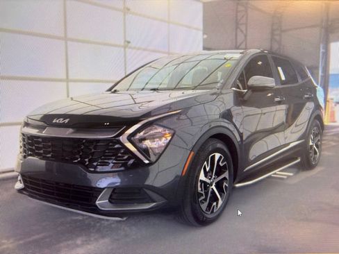 Used 2023 Kia Sportage EX FWD image 1