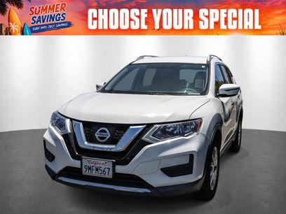 Used 2017 Nissan Rogue SV