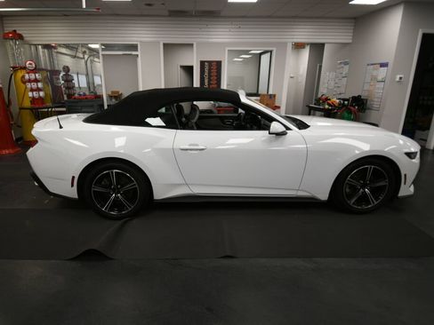 Used 2024 Ford Mustang Premium RWD image 7