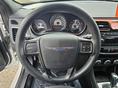 Used 2013 Chrysler 200 LX FWD image 27