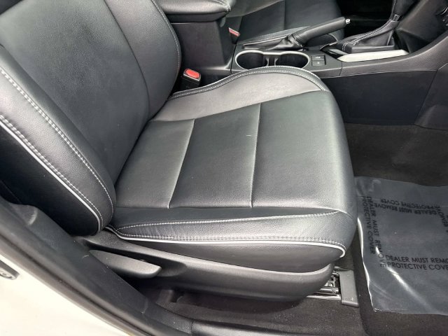 Used 2016 Toyota Corolla S Premium FWD image 10