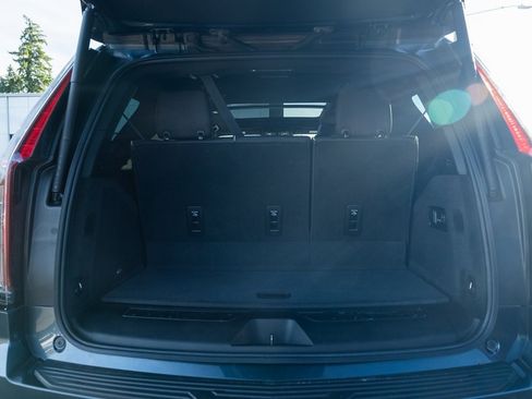 Used 2021 Cadillac Escalade Sport image 7