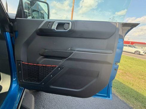 Used 2025 Ford Bronco Raptor AWD/4WD image 18