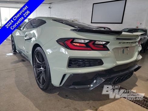 Used 2024 Chevrolet Corvette Z06 image 4