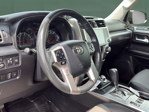 Used 2023 Toyota 4Runner SR5 Premium w/ Moonroof Package AWD/4WD image 18