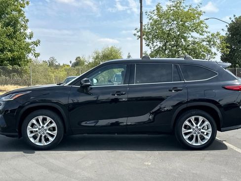 Used 2020 Toyota Highlander Limited image 6