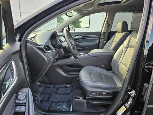 Used 2021 Buick Enclave Essence w/ Sound and Sites Package AWD/4WD image 11