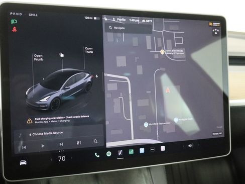 Used 2023 Tesla Model 3 Performance image 38