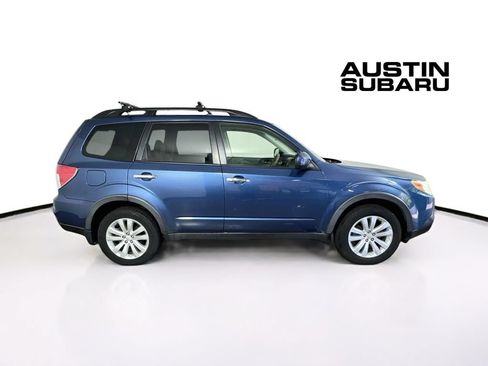 Used 2013 Subaru Forester 2.5X Premium AWD/4WD image 8