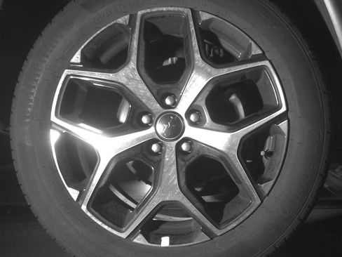 Used 2025 Jeep Compass Limited image 15