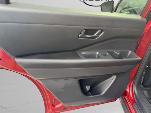 New 2026 Nissan Pathfinder SV image 12