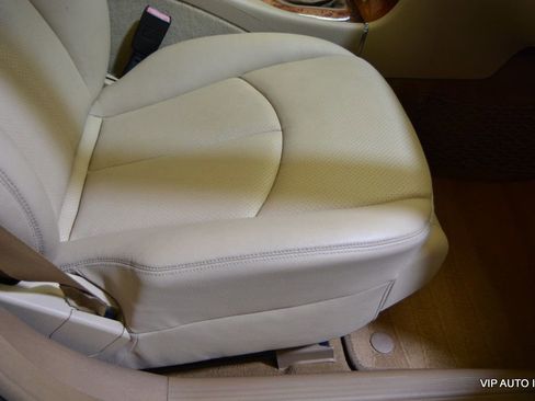 Used 2008 Mercedes-Benz E 320 BlueTEC Sedan image 22