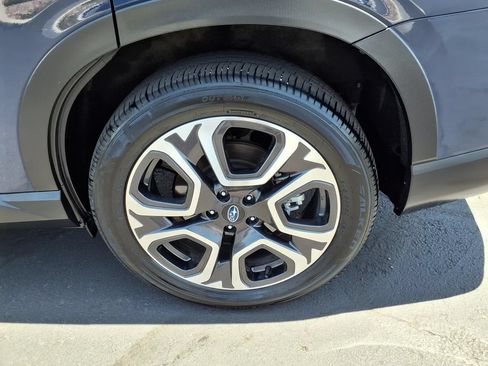 Used 2023 Subaru Ascent Touring AWD/4WD image 15