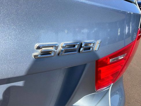 Used 2011 BMW 328i Wagon image 8