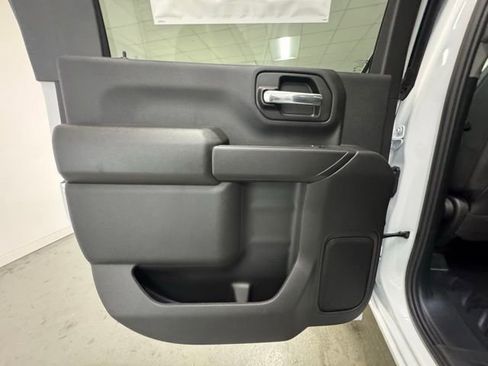 New 2026 GMC Sierra 3500 Pro w/ Convenience Package image 7