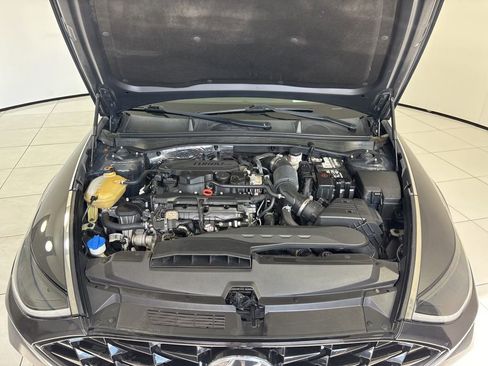 Used 2021 Hyundai Sonata Limited FWD image 11