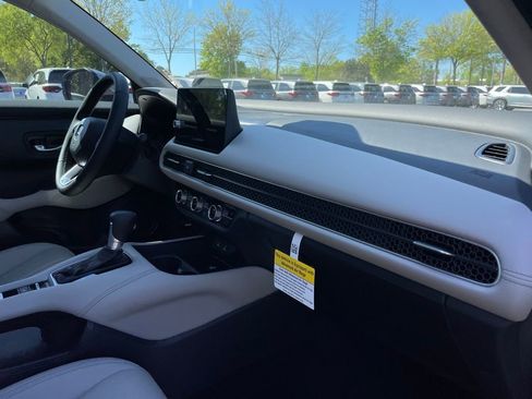 New 2026 Honda HR-V EX-L image 34
