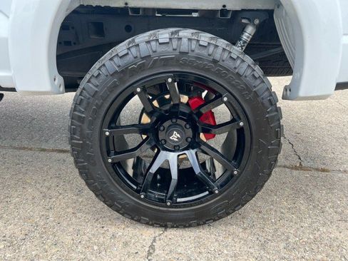 Used 2022 Ford F150 XLT w/ Equipment Group 302A High AWD/4WD image 9