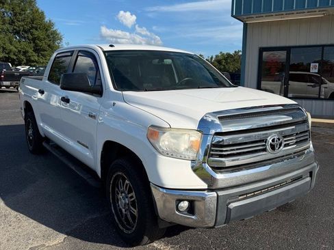 Used 2016 Toyota Tundra SR5 w/ SR5 Upgrade Package RWD image 1