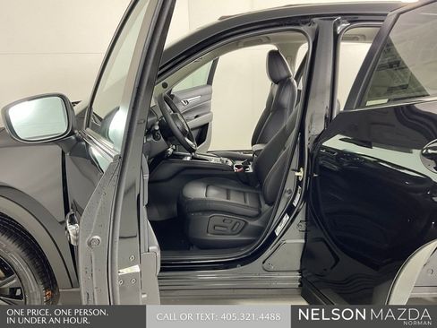 New 2025 MAZDA CX-5 Carbon Edition image 11