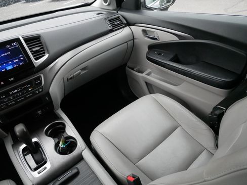 Used 2016 Honda Pilot EX-L image 11