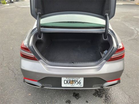 Used 2025 Genesis G70 2.5T image 11