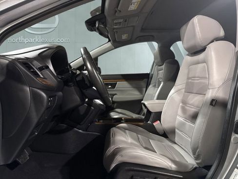 Used 2020 Honda CR-V Touring image 9