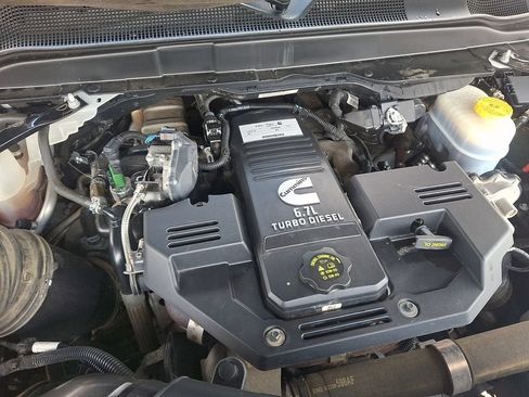 Used 2022 RAM 3500 Big Horn AWD/4WD image 28
